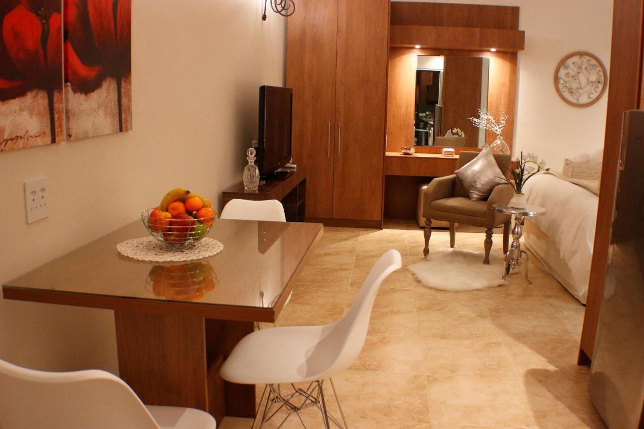 Keret Accommodation Bellville Zewnętrze zdjęcie
